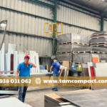 Xưởng sản xuất vách ngăn compact tại TPHCM – Báo giá mới nhất & mẫu thực tế